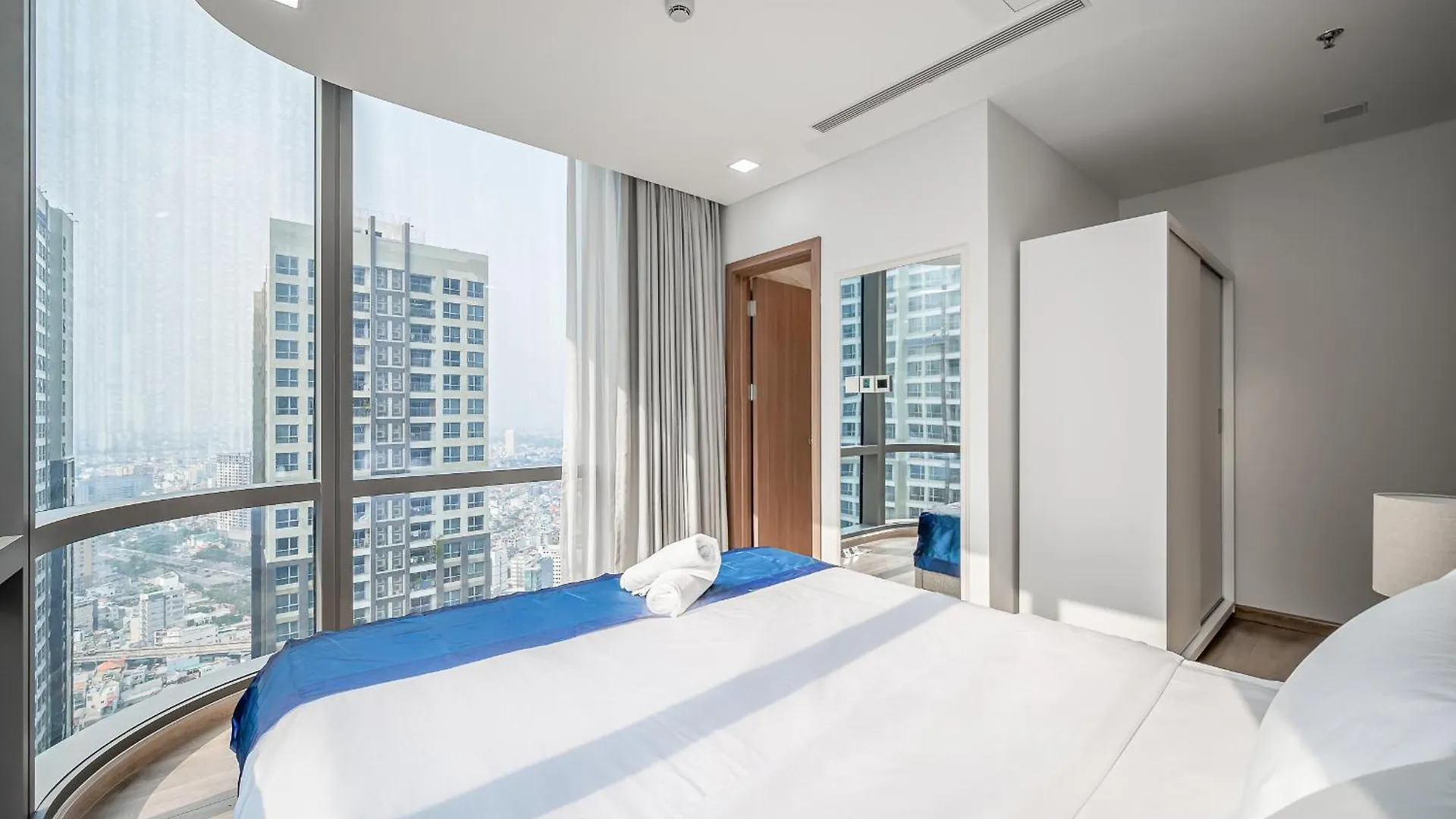 ホーチミン市Avani Landmark 81 Towerアパートメント アパート